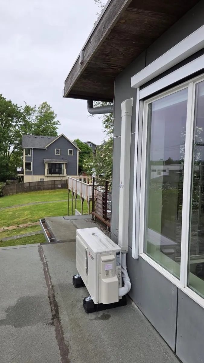 Single Zone Ductless Heat Pump Installation in Seattle, WA 98122: Cooling a New Capitol Hill Airbnb on a Budget